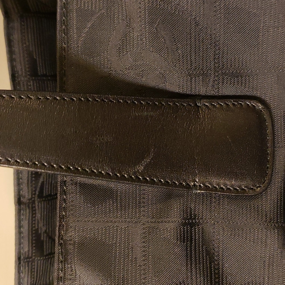 Chanel tote - Picture 17 of 17